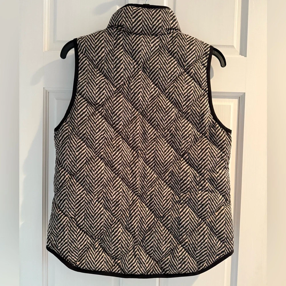 NEW J. Crew Excursion Quilted Herringbone Down Vest Black/Tan Size Small